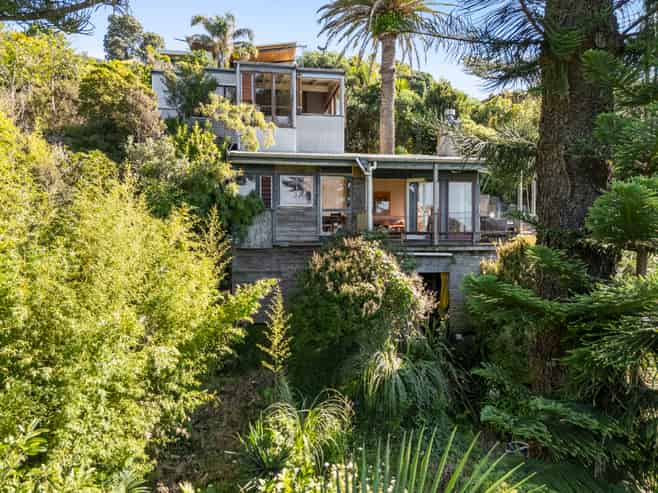 6A McIntosh Road, Oneroa