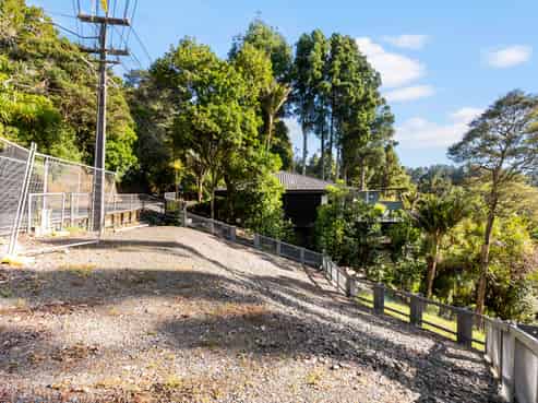 70 Otitori Bay Road, Titirangi