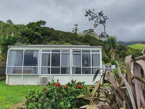 138 Thames Coast Road, Whakatete Bay