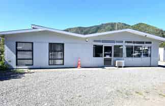 PRIME INDUSTRIAL LEASE
