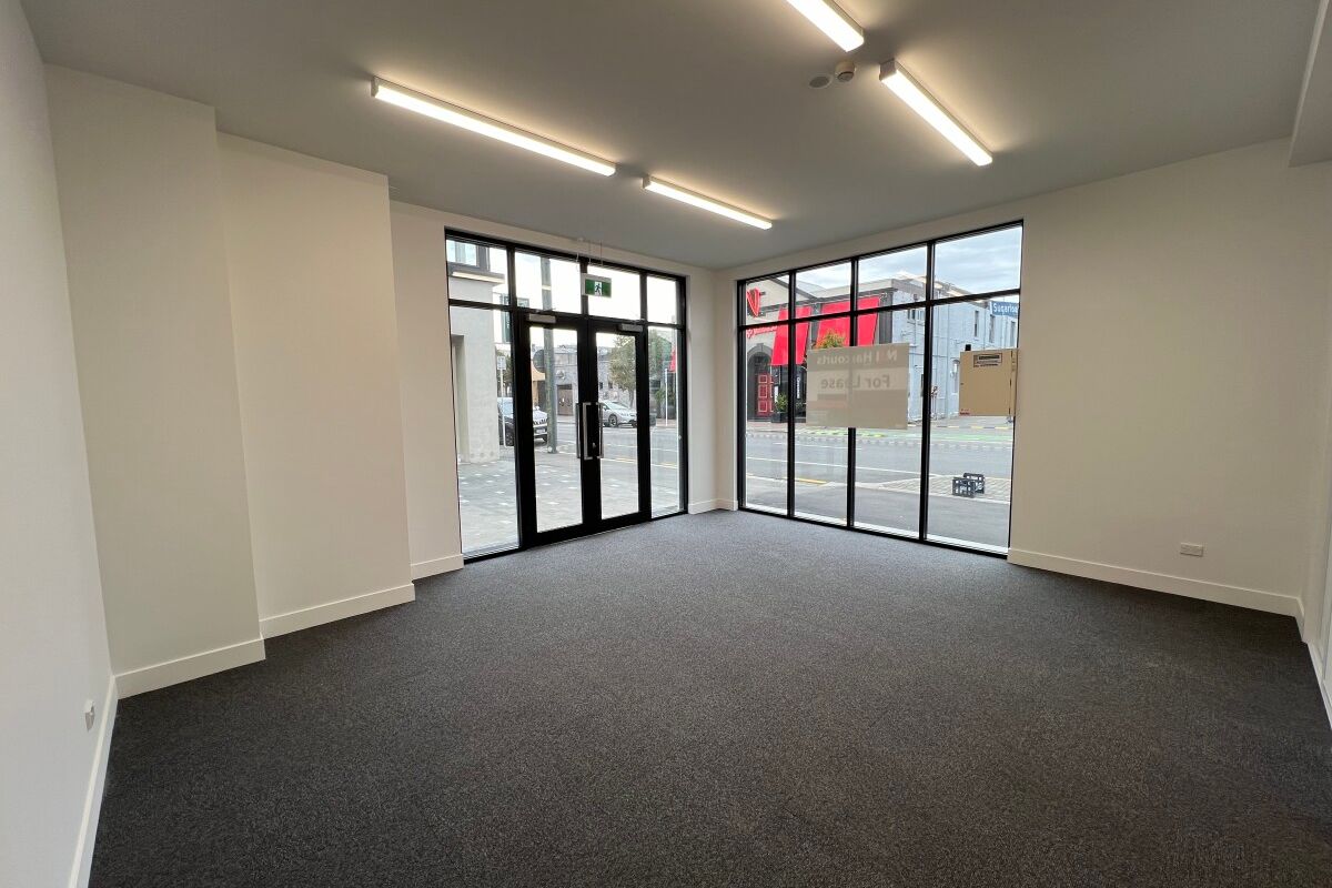 Brand New Build, Available Now - Vista 6