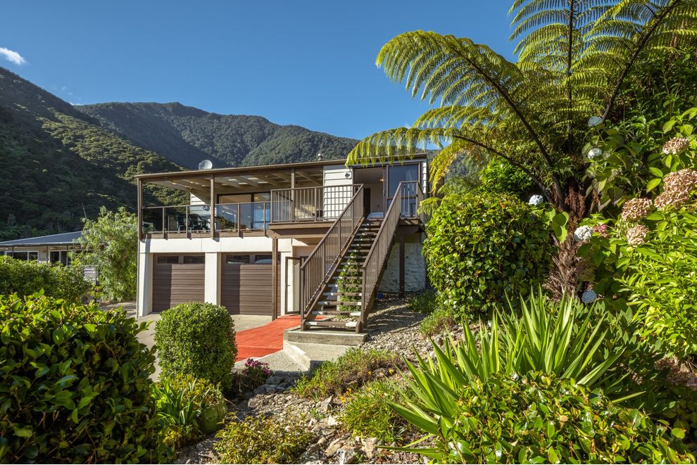 12 Field Terrace, Okiwi Bay, Marlborough For Sale realestate.co.nz