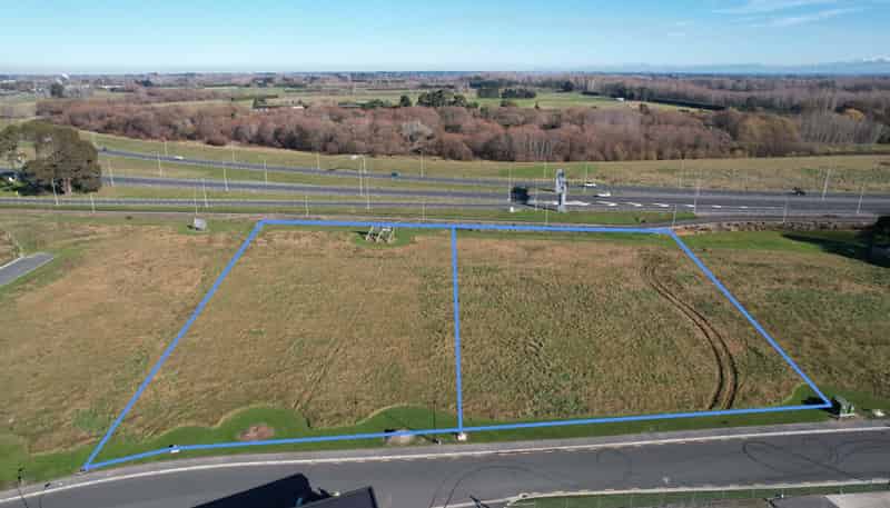 6 and 8 Waimakariri Park Drive, Belfast