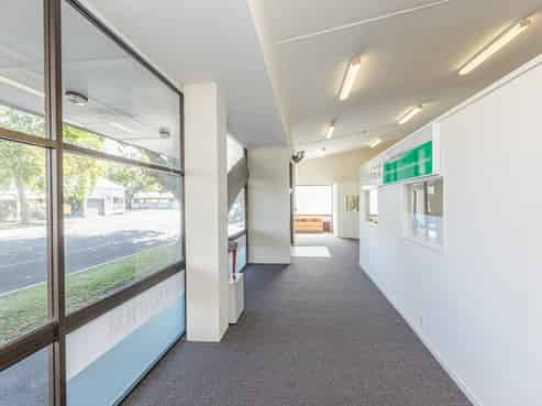 Prime opportunity on Victoria Avenue