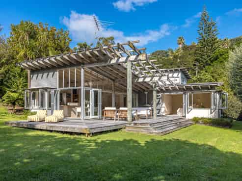 33 Palm Road, Palm Beach