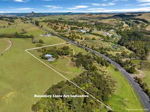 1768 State Highway 10, Taupo Bay/Totara North