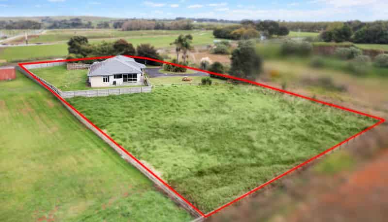 36B Dyke Road, Karaka