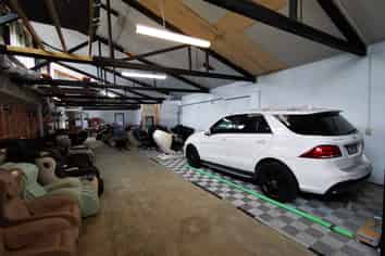Northcote 240sqm workshop for lease