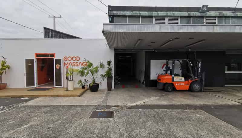 A/129 Onewa Road, Northcote