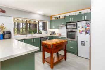 1363 East Coast Road, Kaiaua