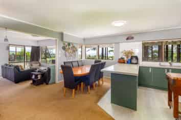 1363 East Coast Road, Kaiaua