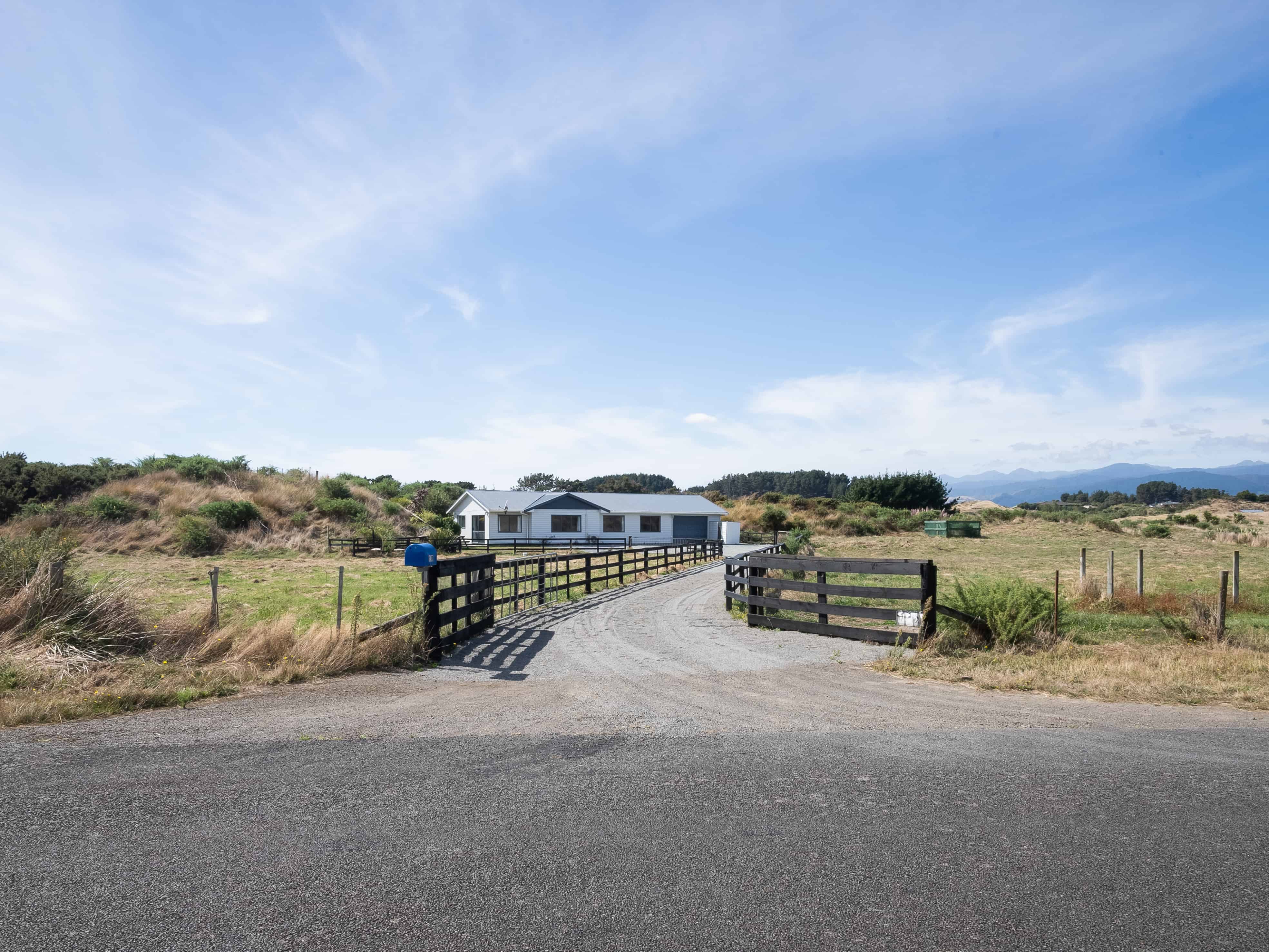 Waikawa Beach Homes and Real Estate for Sale realestate.co.nz