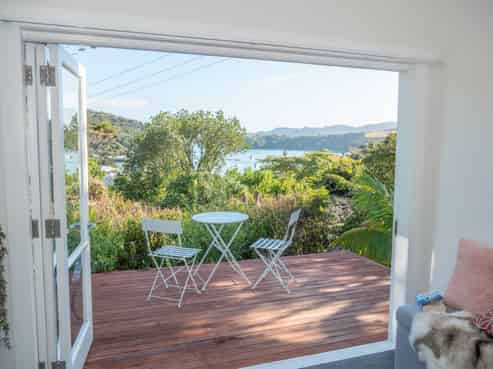 6 Mary Hassett Street, Mangonui