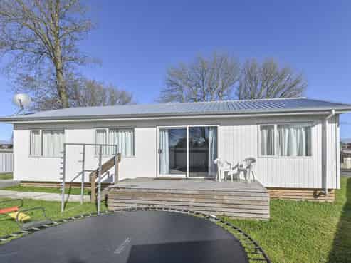 12 Kiwi Lane, Camberley