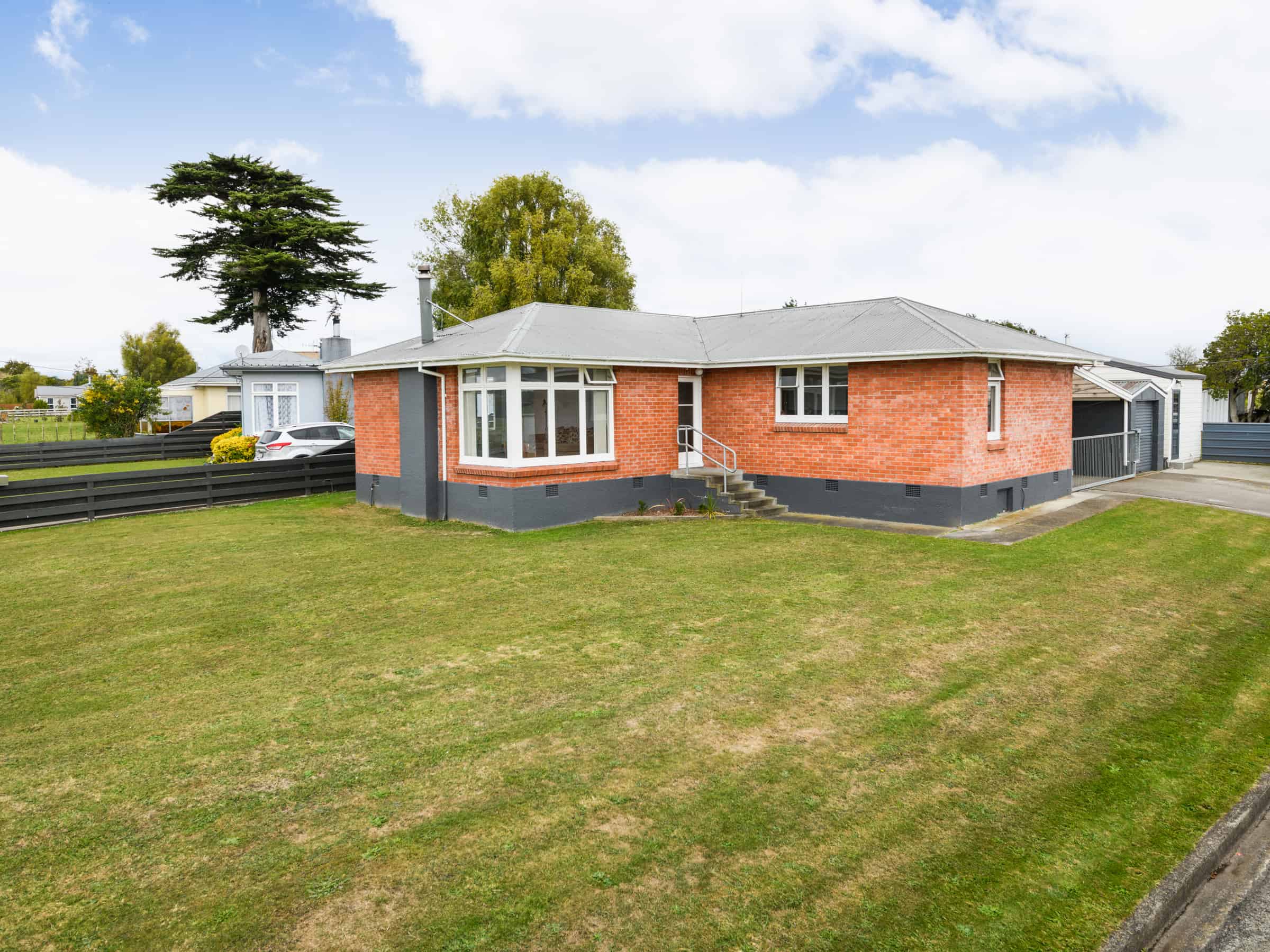 Bunnythorpe Homes and Real Estate for Sale realestate.co.nz