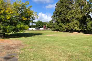 970 Kahikatea Flat Road, Waitoki