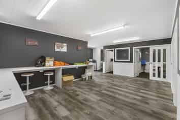 Invest in a packhouse