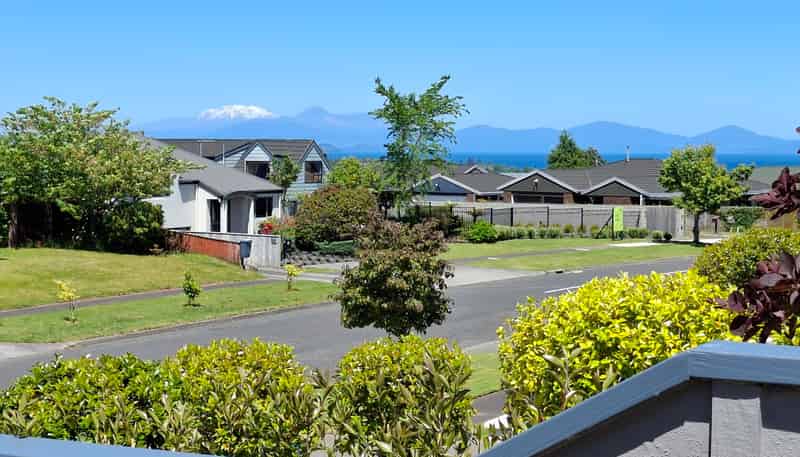 2/94 Harvey Street, Waipahihi