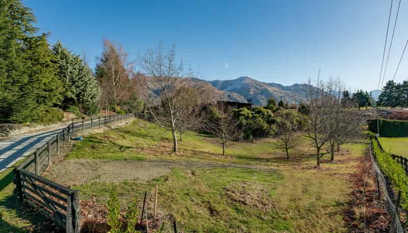 22 Ballantyne Road, Wanaka