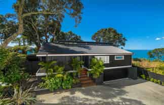 66a Cliff Road, Torbay
