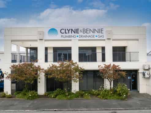 Affordable Walk-In/Sydenham