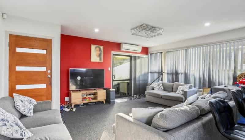 35 Mcdivitt Street, Manurewa