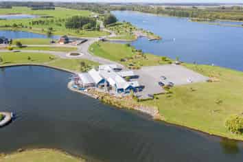  199 Lake Hood Drive, Huntingdon