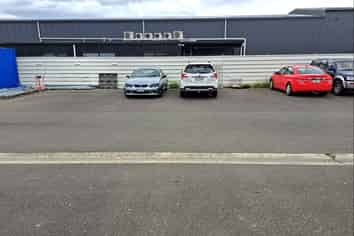 Modern, Sharp & Secure Warehouse/Workshop