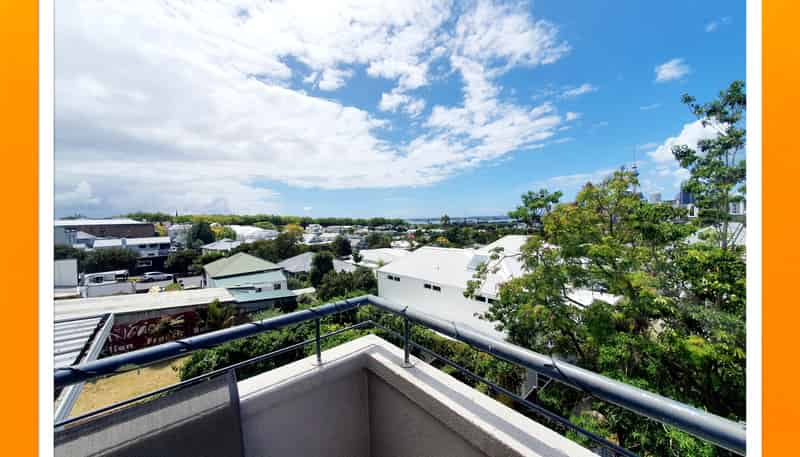  Ponsonby, Ponsonby