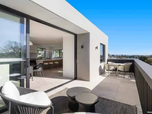 38A,B,C Finch Street, Western Springs