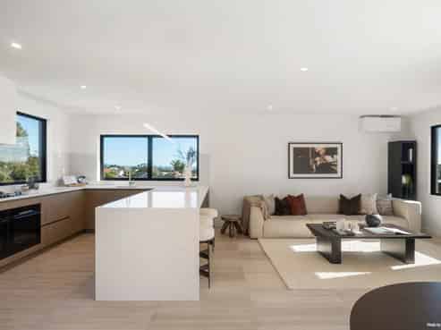 38A,B,C Finch Street, Western Springs