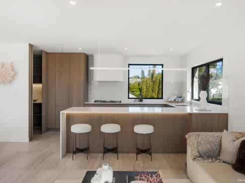 38A,B,C Finch Street, Western Springs