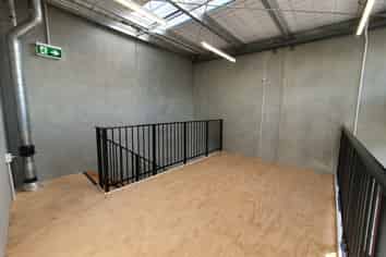 Mt Wellington Warehouse unit