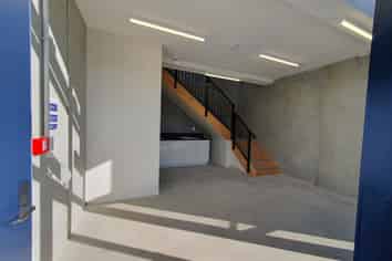 Mt Wellington Warehouse unit