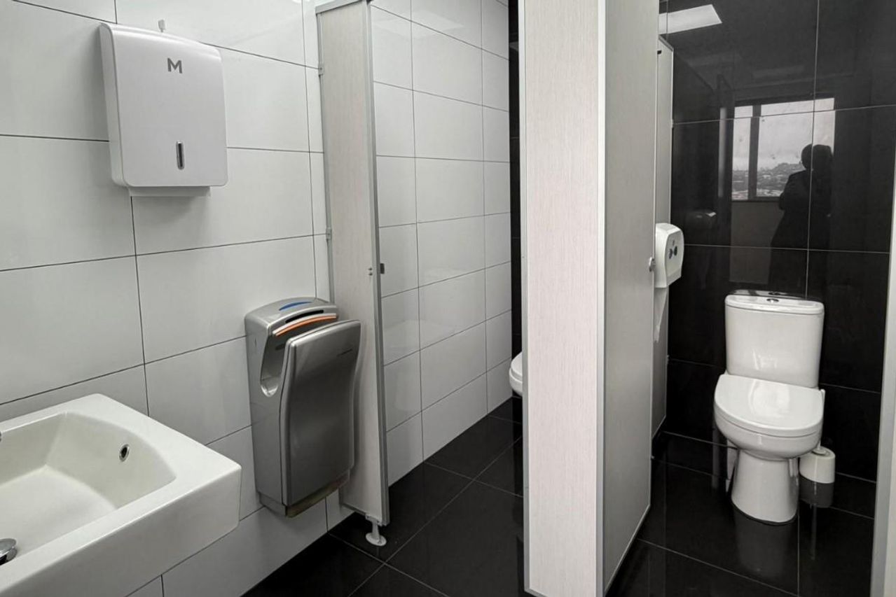 Newly Refurbished Office Space in Penrose - Fler
