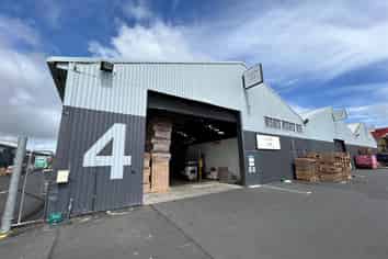 Savills | Cost Effective Warehousing – 1,610sqm