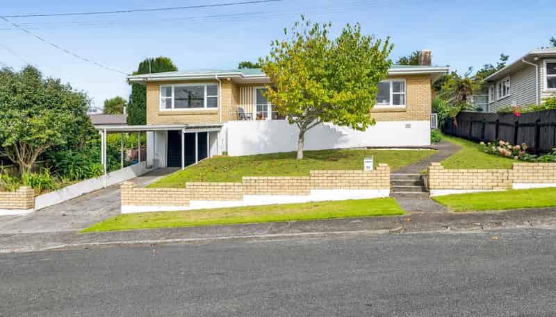 90 Bayly Road, Blagdon, New Plymouth - For Sale - Realestate.co.nz