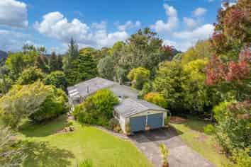 1021 Kahikatea Flat Road, Waitoki