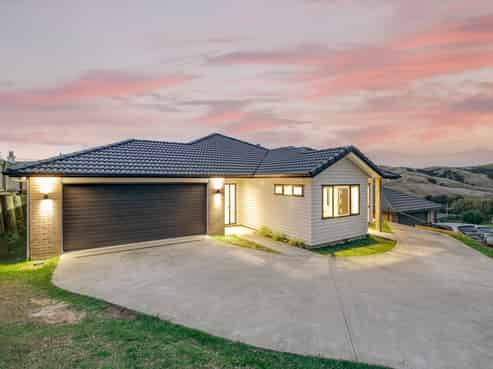 11 Lewann Lane, Helensville
