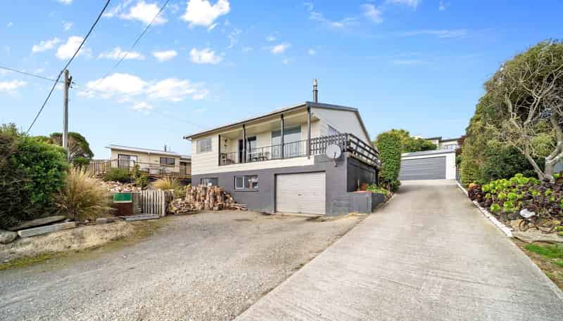 29 Hill Street, Kaka Point, Clutha - For Sale - realestate.co.nz