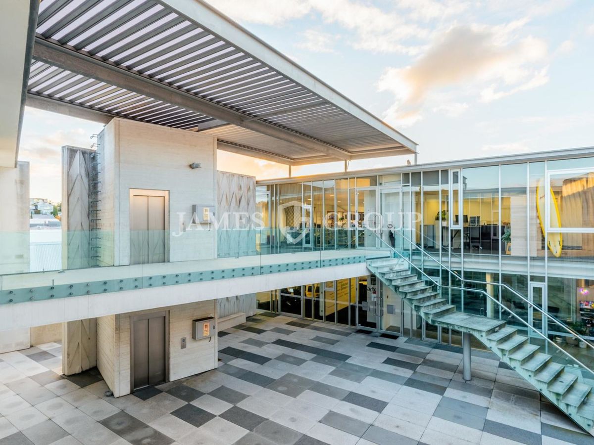PREMIUM PARNELL OFFICE | 4 CARPARKS INCLUDED - Meira