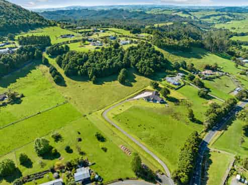 75 Snooks Road, Maungatapere