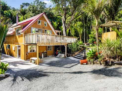 96 Motutara Road, Muriwai