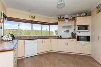 8 Bowen Street, Woodville