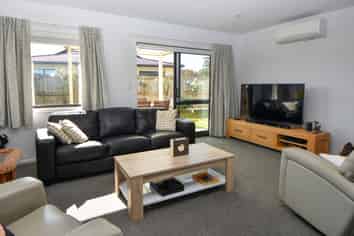 9 Ashmore Park Road, Carterton