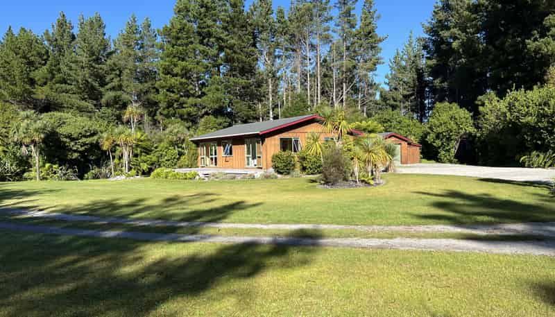 450 State Highway 6, Coal Creek