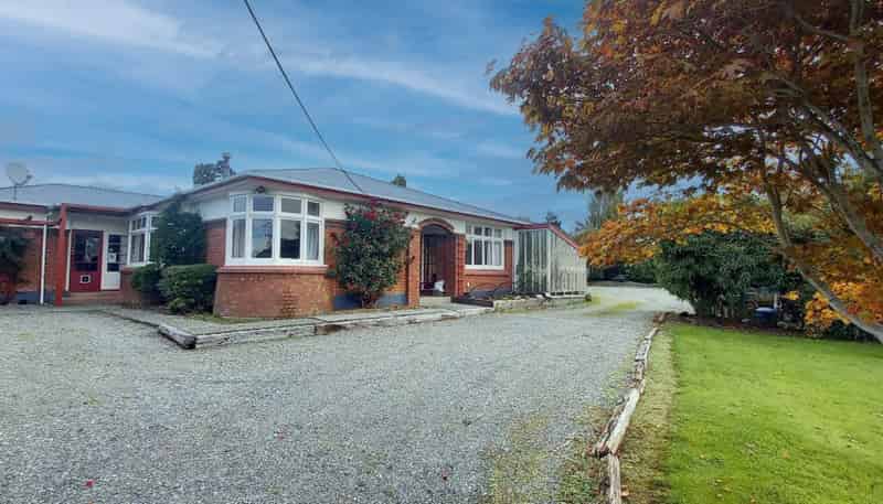 27,29 Half Mile Road, Tuatapere