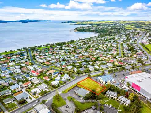 Commercial development opportunity in Snells Beach