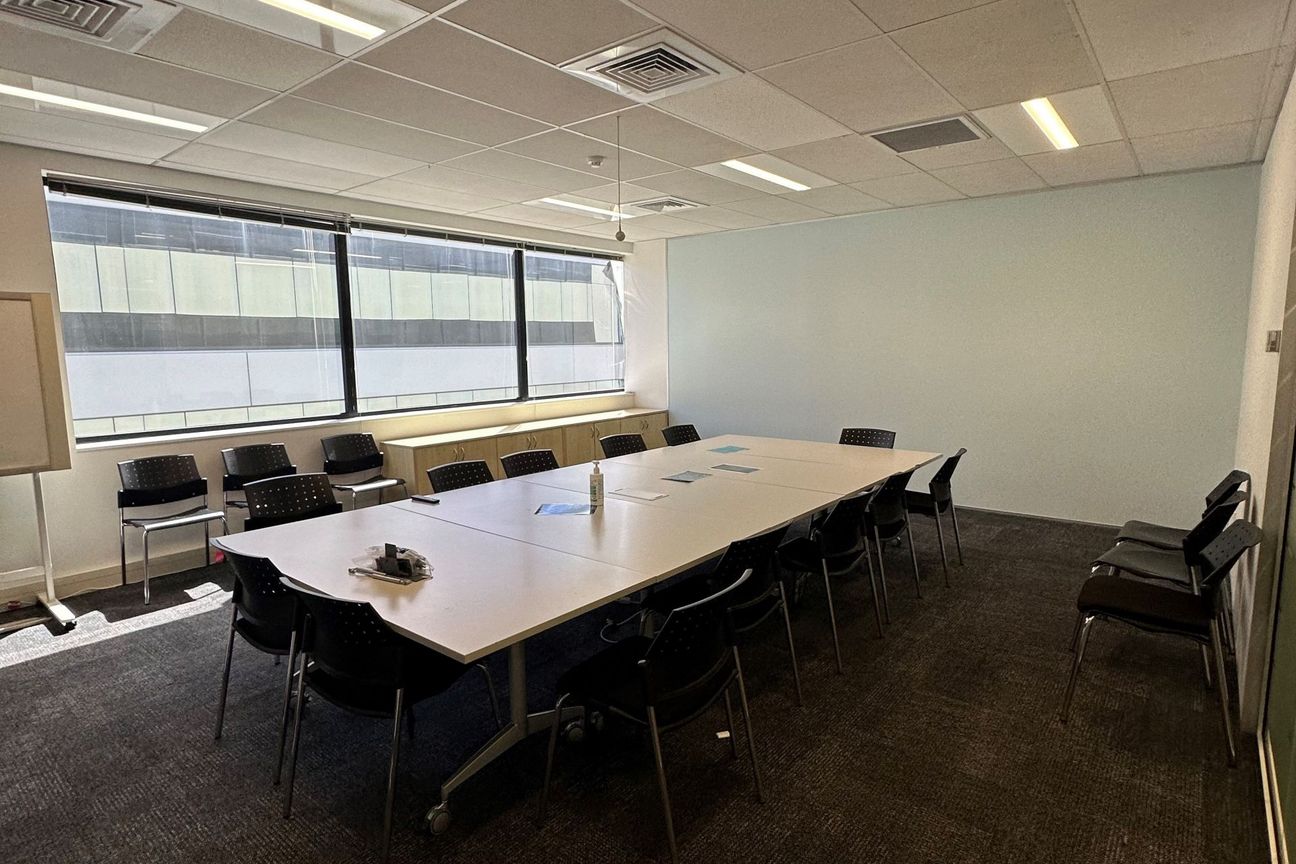 Affordable Great South Road Office - Vista 5