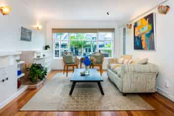 164 Hurstmere Road, Takapuna